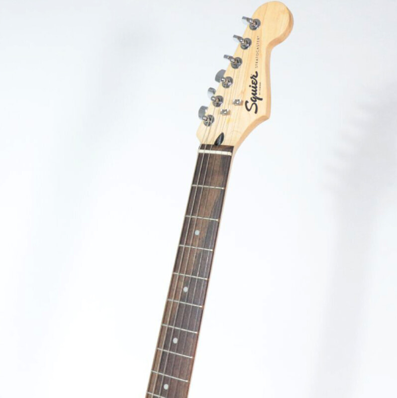 Squier by Fender（スクワイヤー）ストラトキャスタータイプ エレキギターの画像1