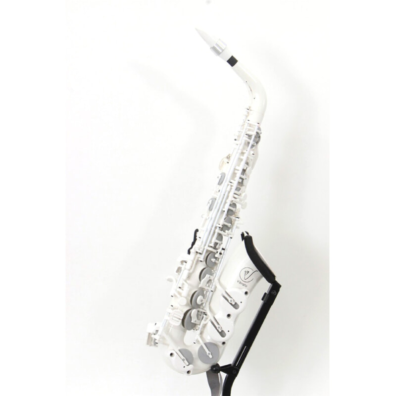 Vibrato(ヴァイブラート)  プラスチック製アルトサックスの画像1