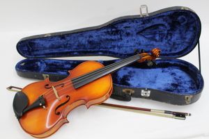 SUZUKI 鈴木バイオリン バイオリン No.300 Anno1977 4/4 弓・ケース付きの買取り品の画像