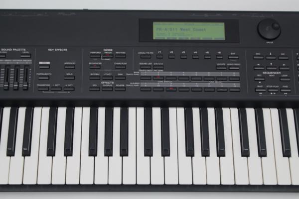 Roland （ローランド）　XP-60 シンセサイザー 61鍵盤の画像1