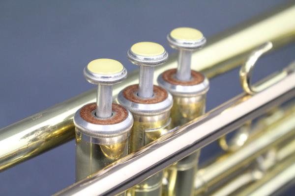 YAMAHA（ヤマハ）トランペット YTR-2321の画像1