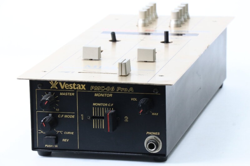 Vestax/ベスタックス  DJミキサー [PMC-06 ProA] ミキシングコントローラーの画像1
