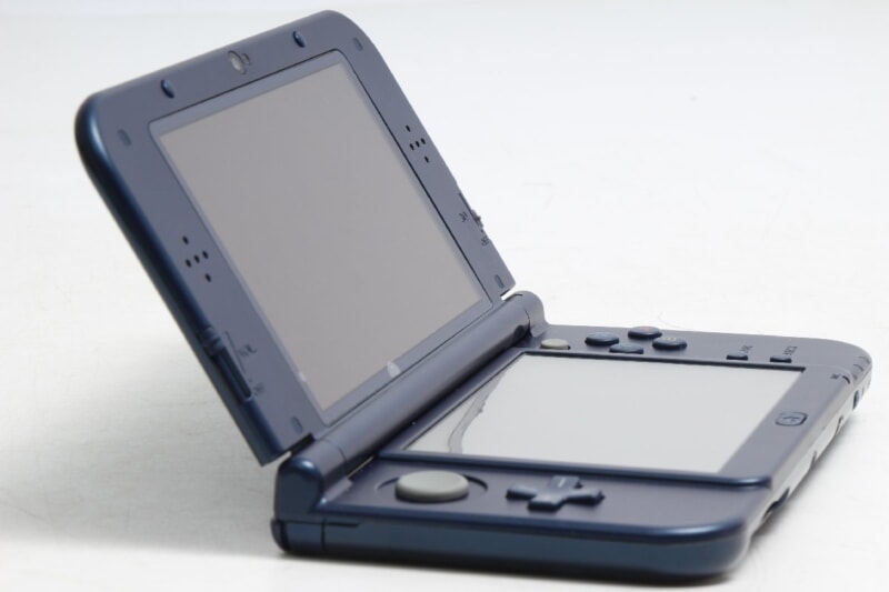 任天堂 ・ ニンテンドーnew3DS LL 本体 メタリックブルーの画像1