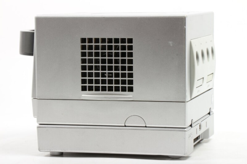 Nintendo/任天堂  [ゲームキューブ本体] + [ゲームボーイプレーヤー] シルバーの画像1