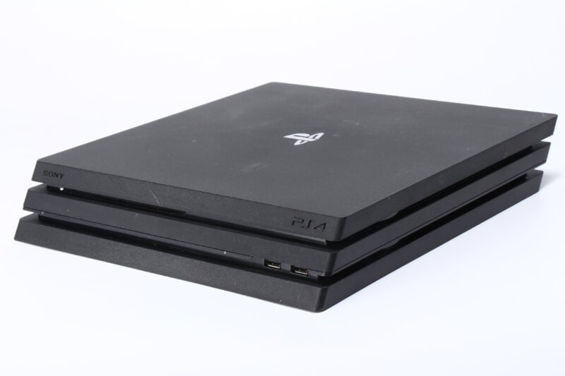 SONY  PS4Pro本体(CUH-7000B) 1TB ジェットブラック 動作品の画像1