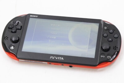 SONY/ソニー  PSVITA 本体 PCH-2000 Wi-Fiモデル ネオンオレンジ 動作品の買取り品の画像