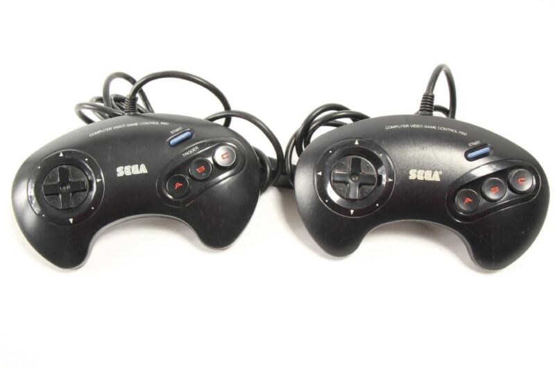 セガ  メガドライブ 本体 コントロールパッド 2点セット [HAA-2510]の画像1