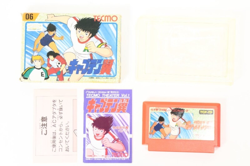 【外箱/説明書付き】 キャプテン翼/Ⅱ スーパーストライカー ファミコンソフト/FCの画像1