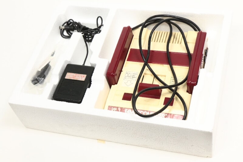 【外箱付】 Nintendo  ファミコン本体/ディスクシステム/ファミリーベーシック まとめセットの画像1