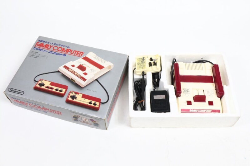 【外箱付】 Nintendo  ファミコン本体/ディスクシステム/ファミリーベーシック まとめセットの画像1