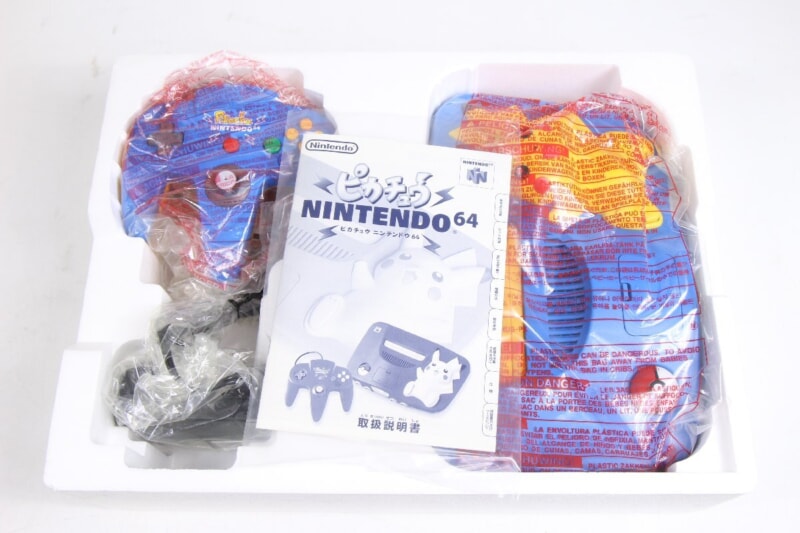 【新品未使用品】 ピカチュウver  Nintendo64本体 ポケモン ニンテンドー64 【デッドストック品】の画像1