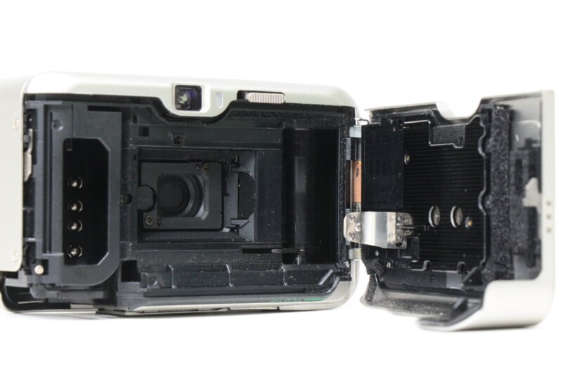 FUJIFILM  ティアラII SUPER-EBC FUJINON 28mm コンパクトフィルムカメラ 富士フィルム TIARAの画像1