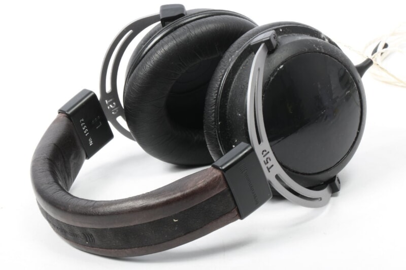 beyerdynamic  [T5p] ステレオヘッドホン 動作品 専用アルミケース付き ベイヤーダイナミックの画像1