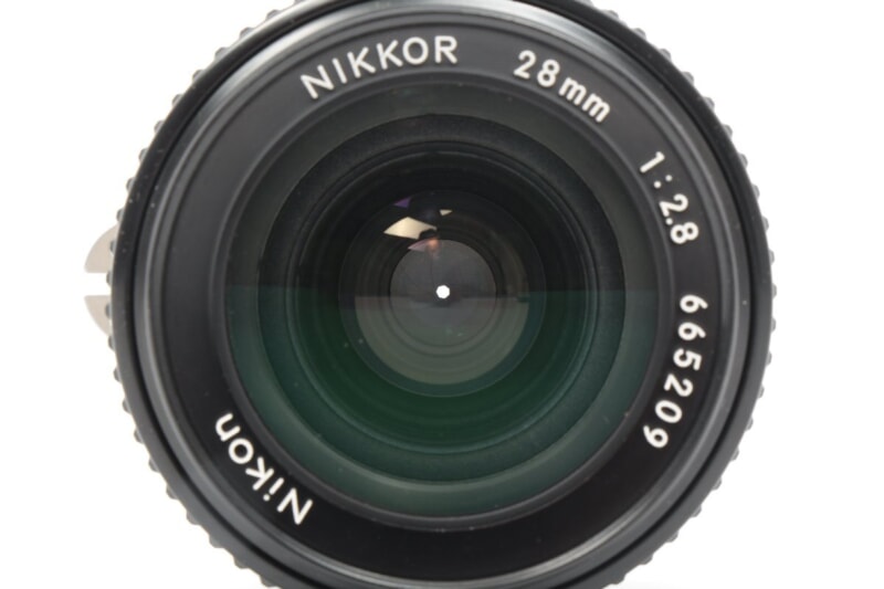 Nikon ニコン  NIKKOR 28mm 1:2.8 レンズの画像1