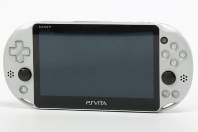 SONY PSVITA 本体 PCH-2000 Wi-Fiモデル シルバー 動作品