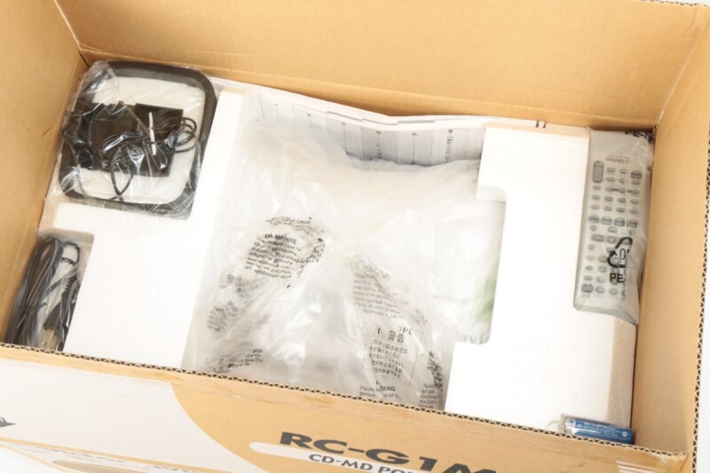 【未使用品】 Victor  CDラジカセ [RC-G1MD-W] CD-MD ポータブルシステム ホワイト ビクターの画像1