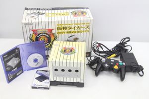 Nintendoゲームキューブ本体 阪神タイガース 2003年優勝記念限定モデル ゲームボーイプレーヤー付の買取り品の画像