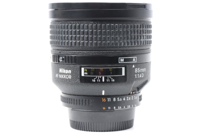 Nikon AF NIKKOR 85mm 1:1.4D レンズ ニコンの画像1