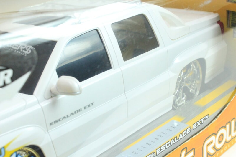 Jada Toys/ジャダトイズ  DUB CITY CADILLAC ESCALADE EXT R/C ROLLERS キャデラック エスカレード EXT ラジコン 40MHzの画像1