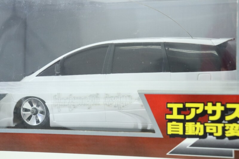 【未開封】アオシマ  1/24 RC/ラジコンVIPカー エスティマ ギャルソン ブラックマフィア ホワイトボディ No.6の画像1