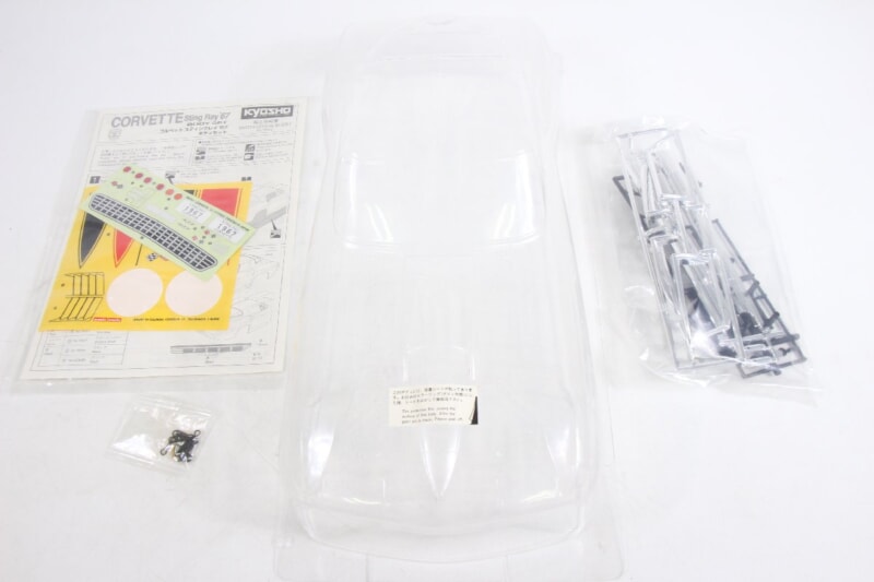 【未使用品】 KYOSHO  [コルベット スティングレイ’67 ボディセット] 1/10(1/9.6) ノスタルジックカーシリーズ RC/ラジコンの画像1