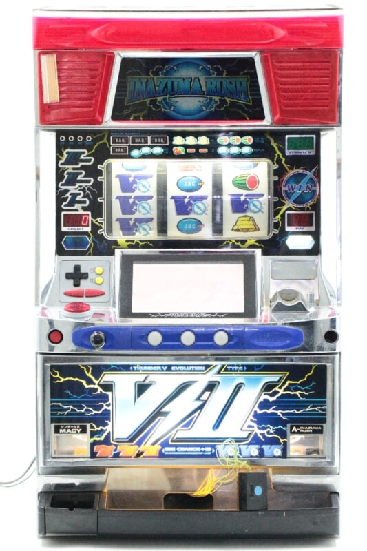 【4号機】 [サンダーV2] スロット実機 100V メーシー コイン不要機【希少レトロ台】の画像1