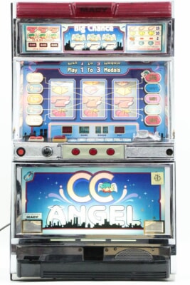 【4号機】 [CCエンジェル] スロット実機 100V メーシー【希少レトロ台】の買取り品の画像