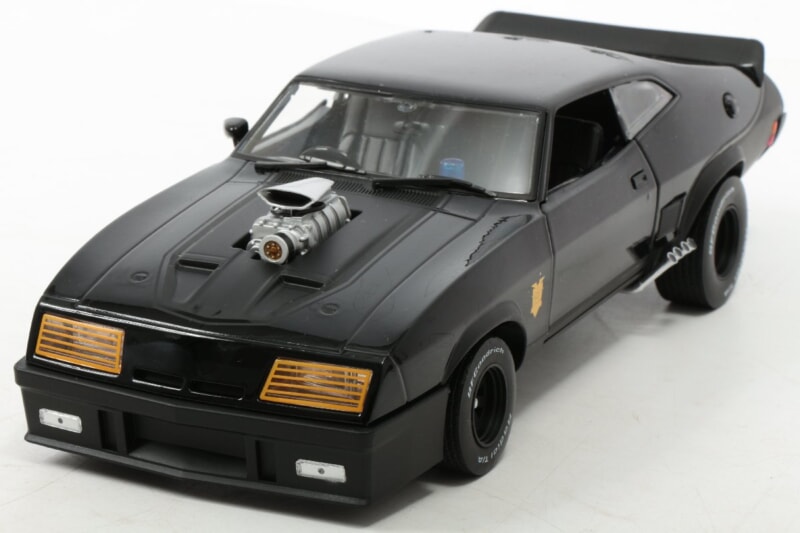 GREEN LIGHT・ 1:18 1973 フォード ファルコンXB LAST OF THE V8 INTERCEPTORS リミテッドエディション ミニカーの画像1