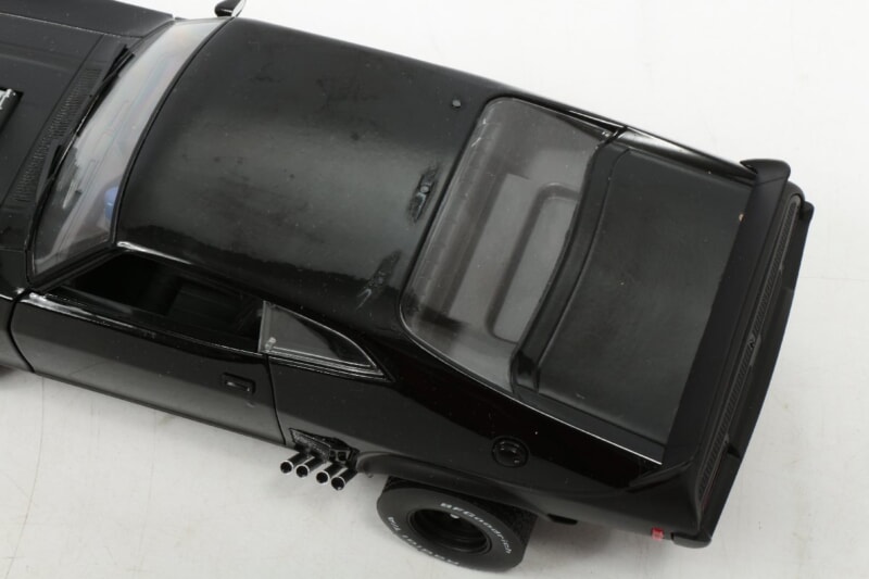 GREEN LIGHT・ 1:18 1973 フォード ファルコンXB LAST OF THE V8 INTERCEPTORS リミテッドエディション ミニカーの画像1