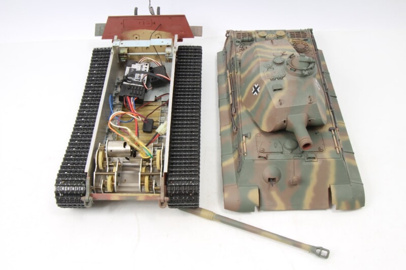 TAMIYA（タミヤ） 1/16 ラジオコントロールタンクシリーズ 完成品の画像1