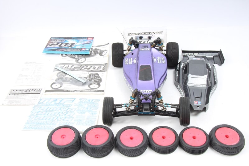 タミヤ ・ TRF [TAMIYA RACING FACTORY] シャーシ・ボディ 2点の画像1