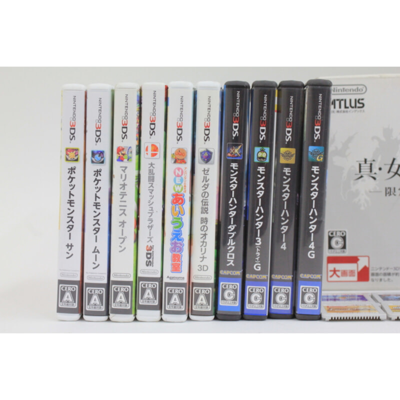 Nintendo 3DS LL 真・女神転生 限定モデルの画像1