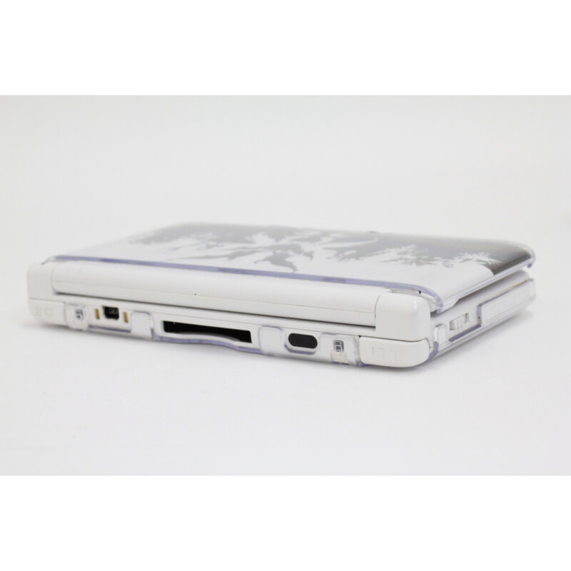 Nintendo 3DS LL 真・女神転生 限定モデルの画像1