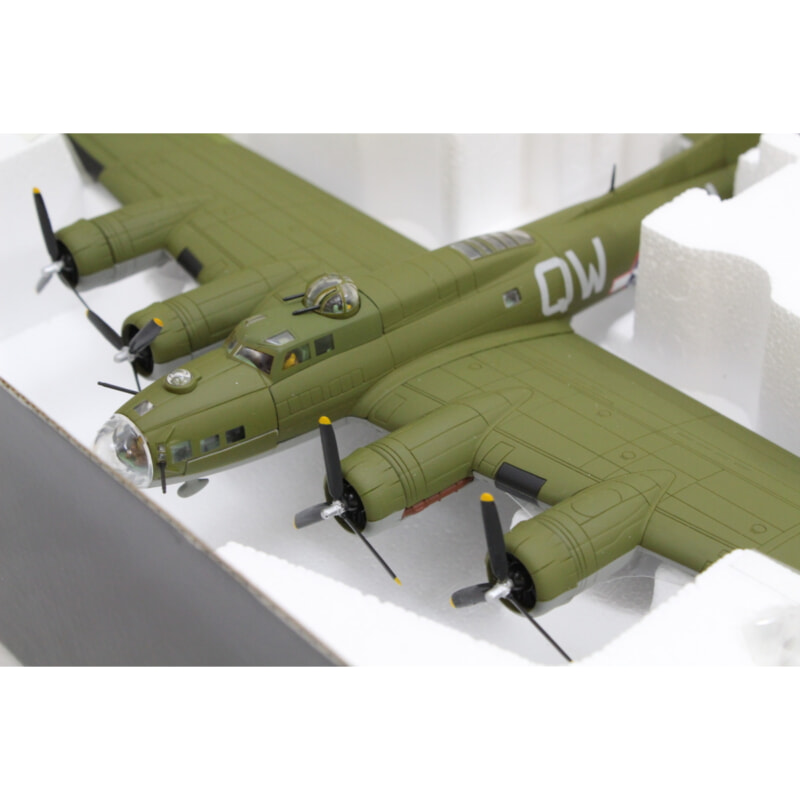 CORGI コーギー THE AVIATION ARCHIVE  LIMITED EDITION ボーイング B-17F 1/72の画像1