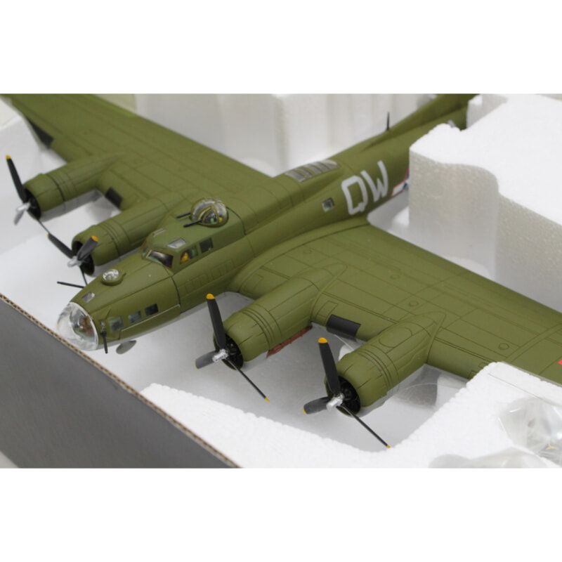 CORGI コーギー THE AVIATION ARCHIVE  LIMITED EDITION ボーイング B-17F 1/72の画像1