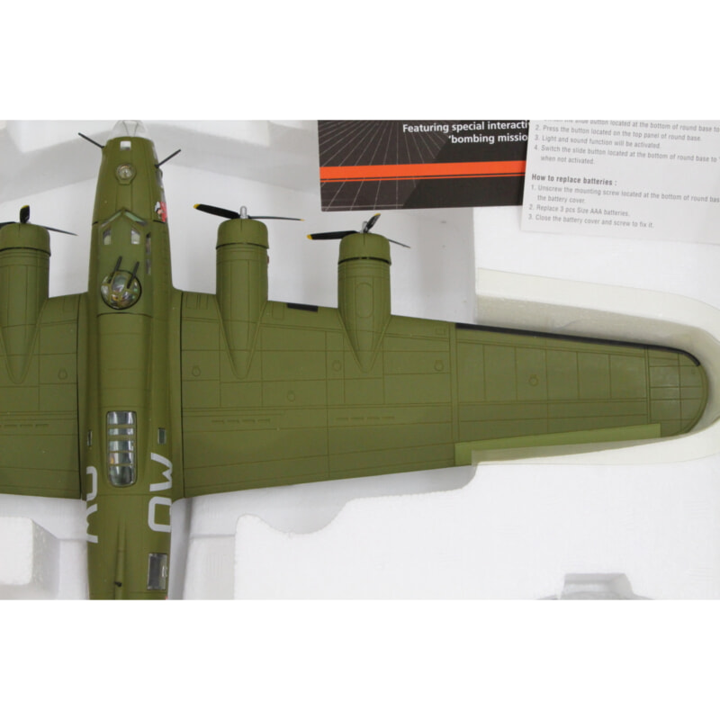 CORGI コーギー THE AVIATION ARCHIVE  LIMITED EDITION ボーイング B-17F 1/72の画像1