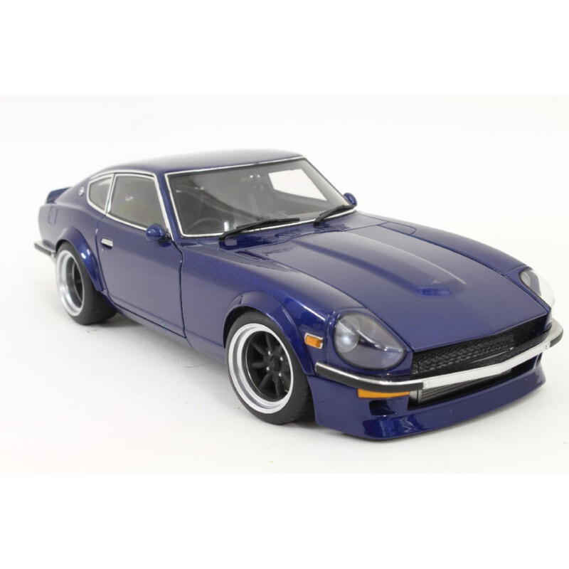 AUTOart オートアート 日産 フェアレディZ 湾岸Midnight Devill Z 1/18の画像1