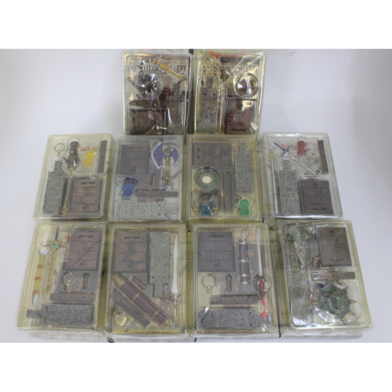 スクウェア・エニックス ドラゴンクエスト レジェンドアイテムズギャラリー「伝説の装備編」「天空の装備編」「メタルキングの装備編」の画像1