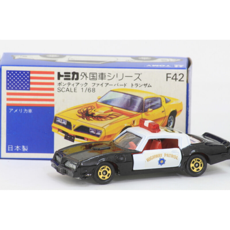 トミカ TOMICA ■ [F42 ファイヤーバード トランザム 1/68] [F53 ダッジウォークスルーバン 1/84] [F60 キャデラック救急車 1/77] 3点セット 外国車シリーズの画像1