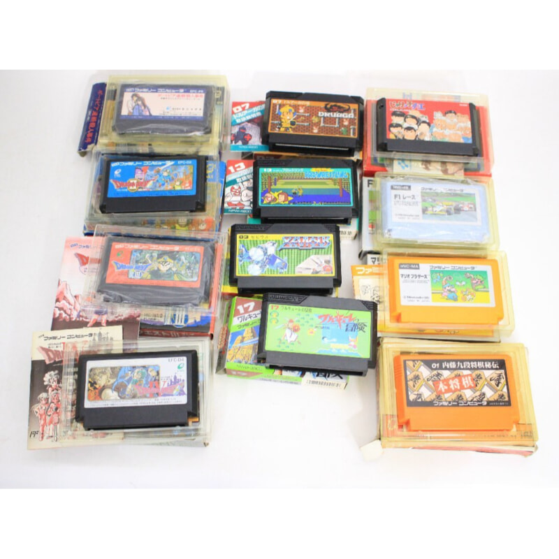 任天堂 FC本体 + ソフトの画像1