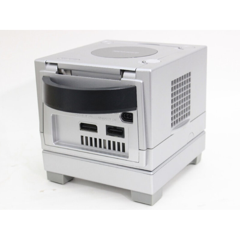 Nintendo ゲームキューブ ゲームボーイ アドバンス 本体 + ソフトの画像1