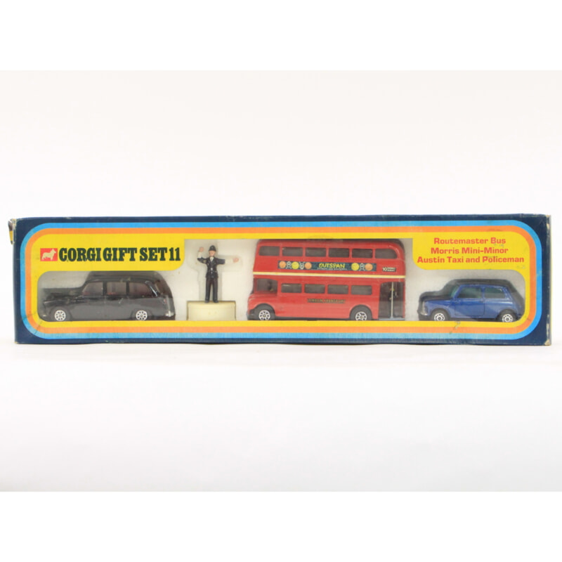 コーギー [CORGI GIFT SET 11] Routemaster Bus,Mini-Minor,Taxi and Policemanの画像1