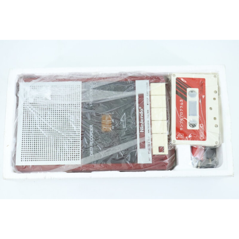 任天堂 ファミリーベーシック専用 DATA RECORDER HVC-008の画像1