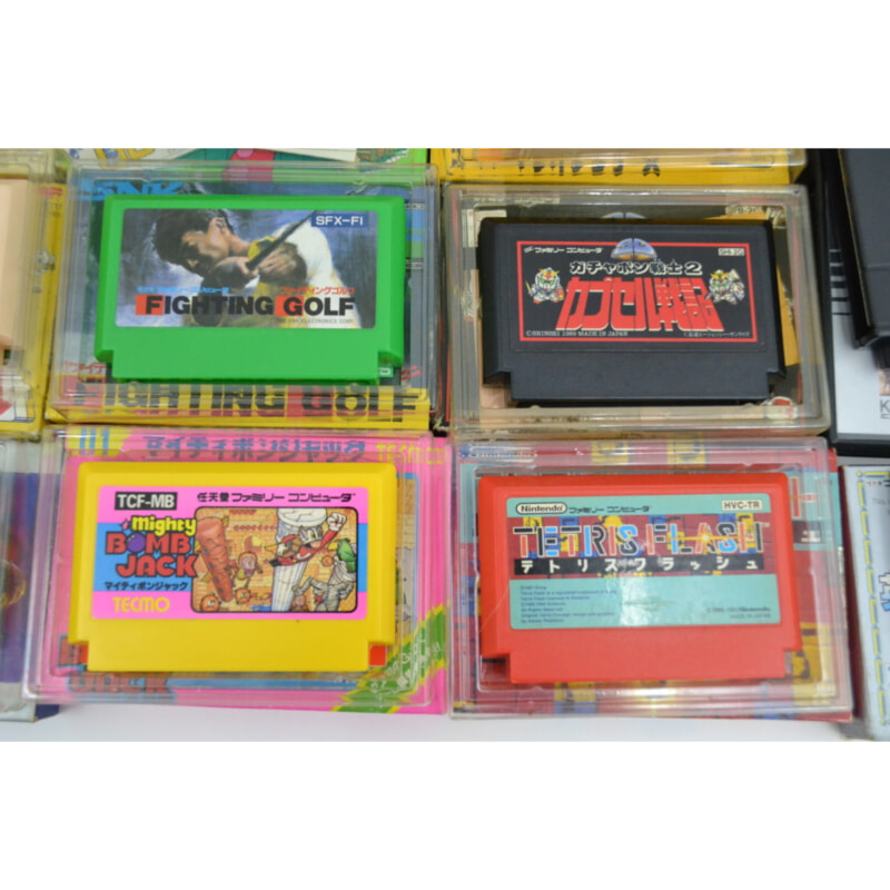 Nintendo ニューファミコン HVC-101 本体 + ソフトの画像1