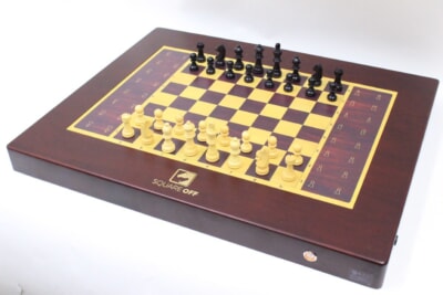 Square off/スクエアオフ  AI搭載 チェスボード チェス盤の買取り品の画像