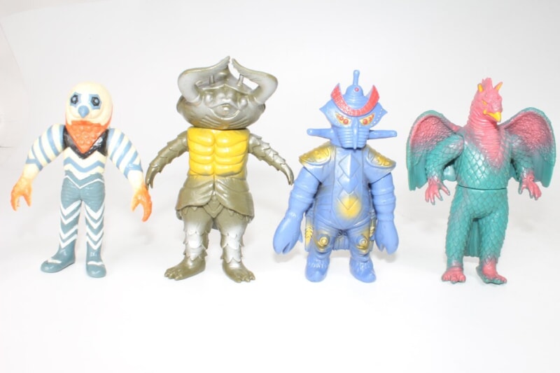 バンダイ  80～90年代 ウルトラ怪獣 ソフビまとめセット ダダ/ゴモラ/ゼットン/メトロン星人/エースキラー などの画像1