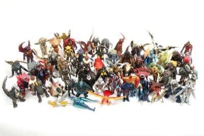 BANDAI  ウルトラ怪獣 ソフビ/フィギュア 大量まとめセット ガラモン/メフィラス星人/ゼットン/メトロン星人/エレキング などの買取り品の画像