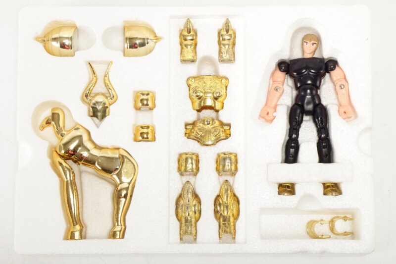 【当時物】 BANDAI  [カプリコーンクロス] 聖闘士聖衣大系 黄金聖衣 山羊座の聖衣 聖闘士星矢の画像1
