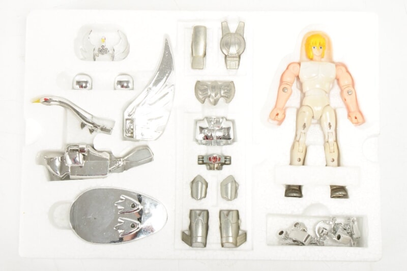 【当時物】 BANDAI  [キグナスクロス] 聖闘士聖衣大系 白鳥星座の新生聖衣 聖闘士星矢の画像1