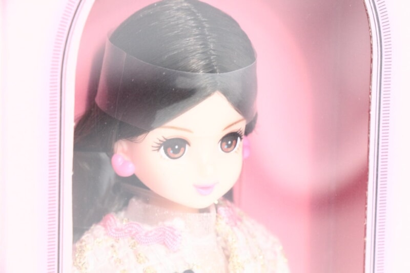 【未開封品】 タカラトミー  おとなっぽリカちゃん/あこがれ芸能人みおちゃん セットの画像1